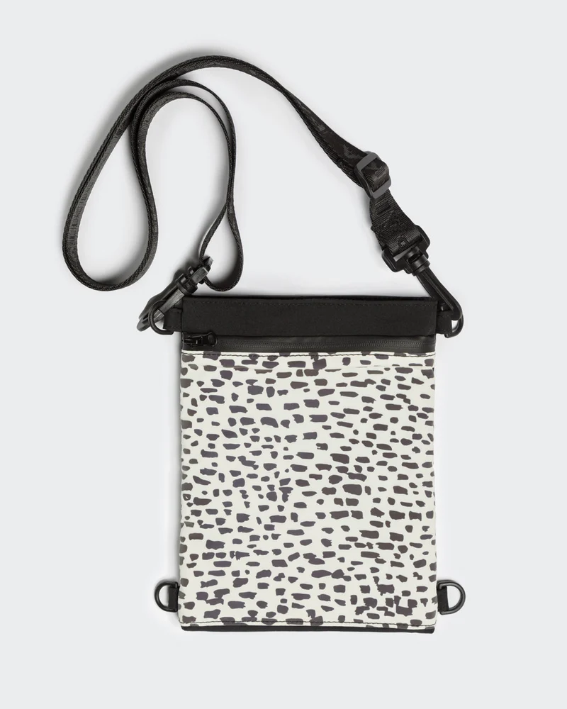 PAIKKA Glow in the Dark Treat Pouch 2.0